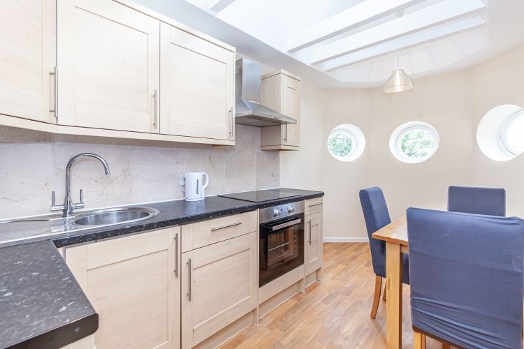 Property photo 1 of 5 171936