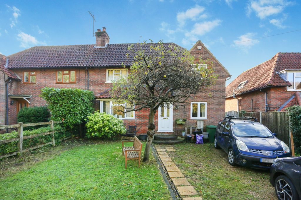 Property photo 1 of 11