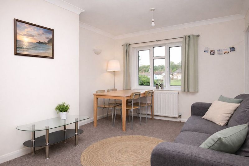 Property photo 2 of 11 Photo 8