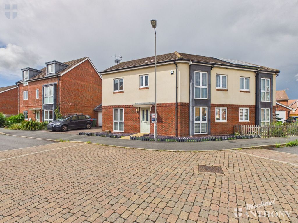 Property photo 1 of 20 Cam03218G0-Pr1052-Still002