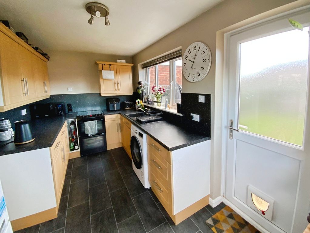 Property photo 3 of 7 Photo #3