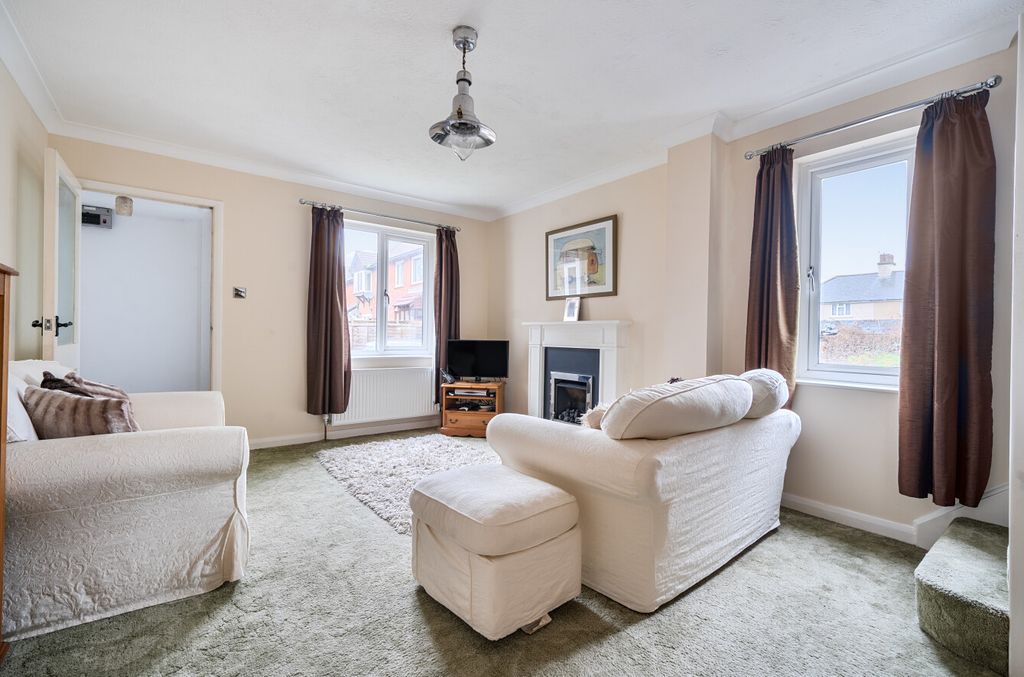 Property photo 3 of 10 1407366-8-698221d...