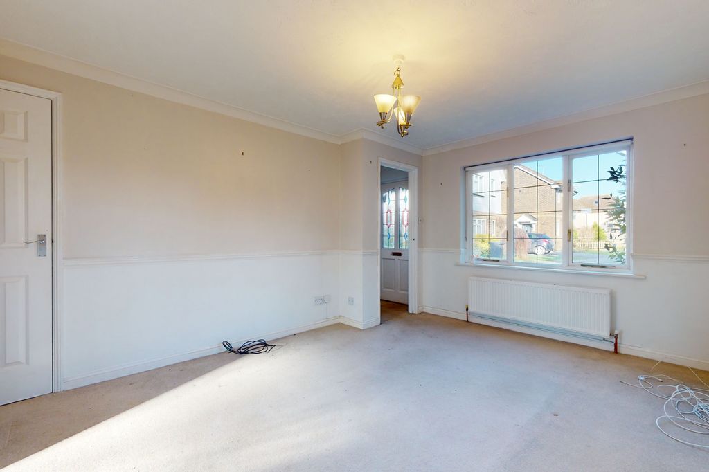 Property photo 2 of 7
