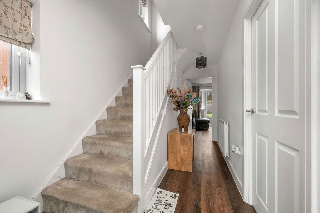 Property photo 3 of 23