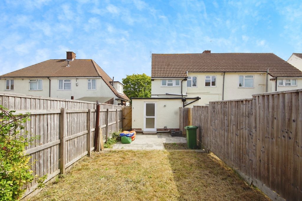 Property photo 3 of 17 Photo