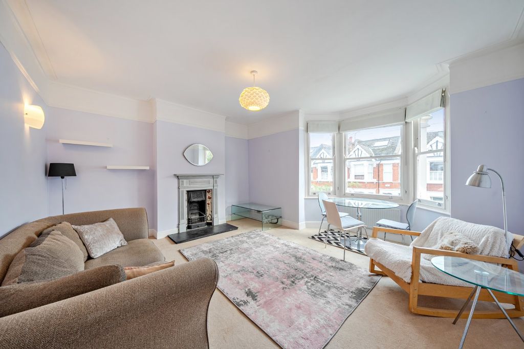 Property photo 2 of 11 Picture No. 23