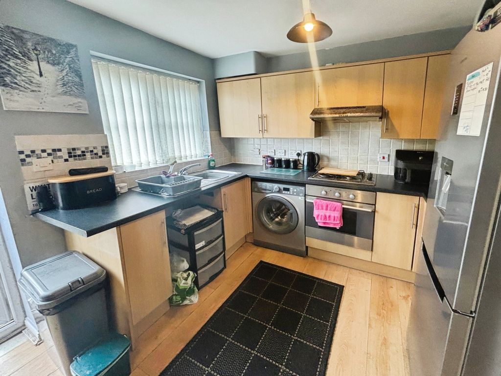 Property photo 3 of 8 Image