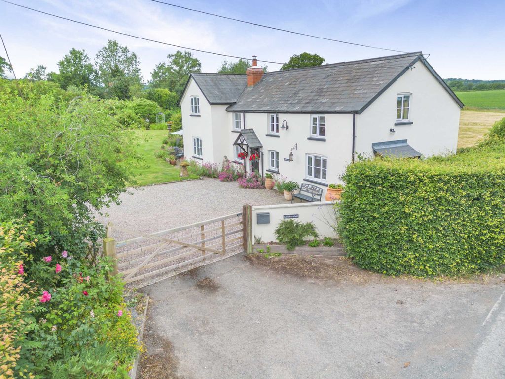 Property photo 1 of 36