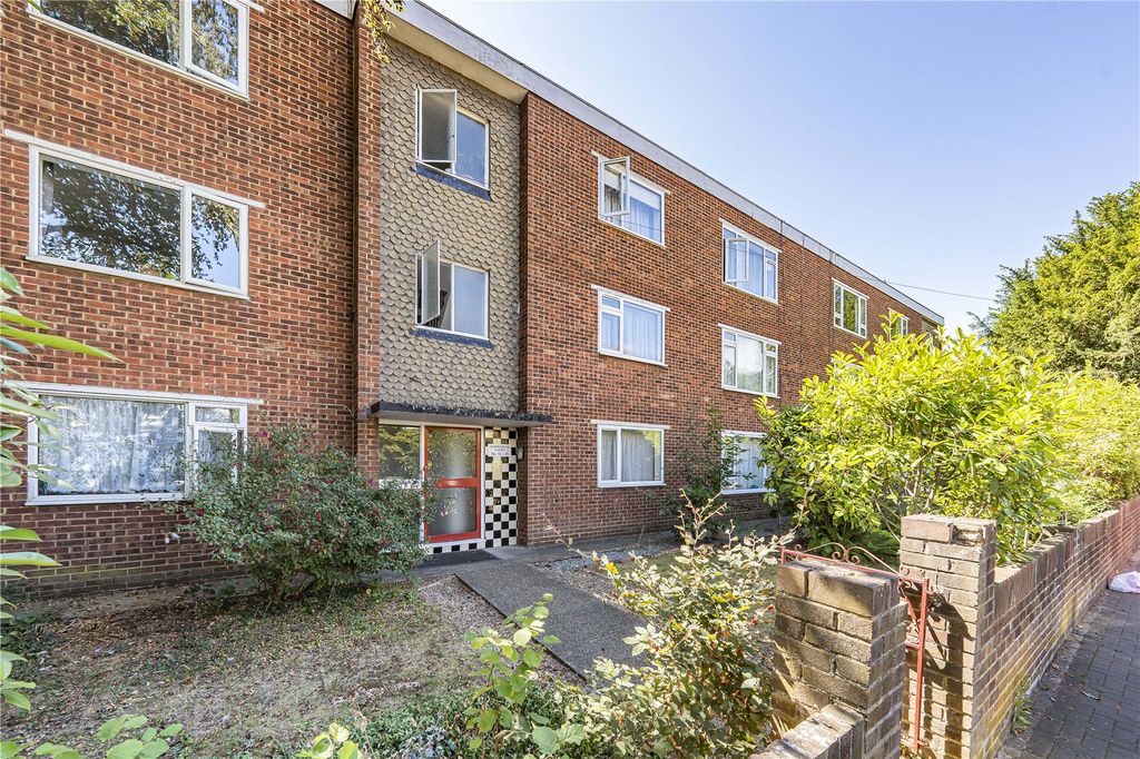 Property photo 1 of 11 Picture No. 14