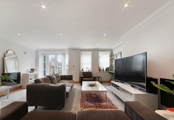 Property photo 1 of 9 Open Plan