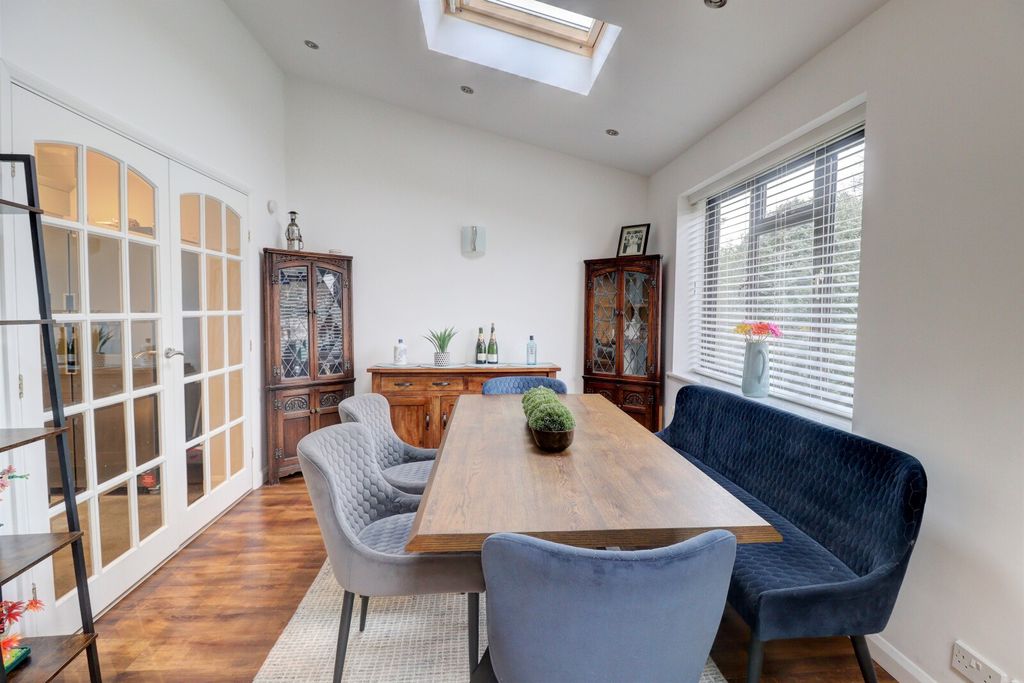 Property photo 3 of 10 Picture No. 04