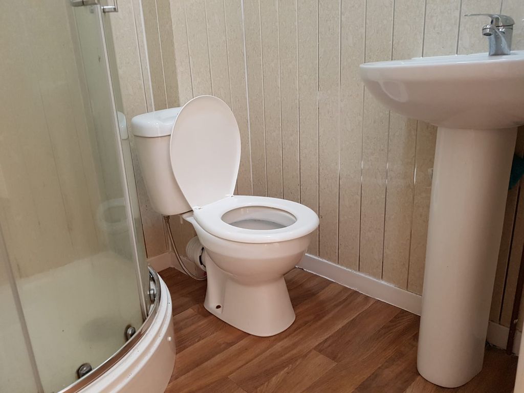 Property photo 3 of 4