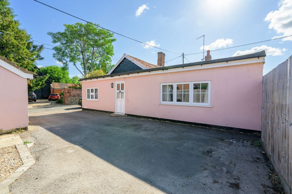 Property photo 1 of 28