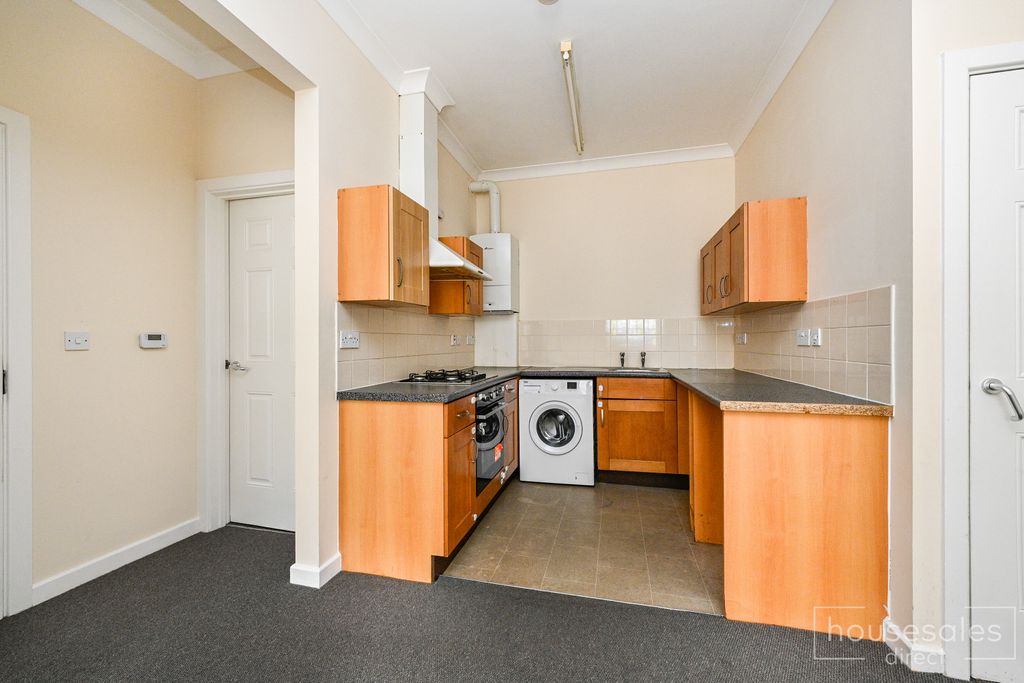 Property photo 3 of 7