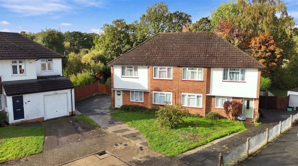 Property photo 1 of 11