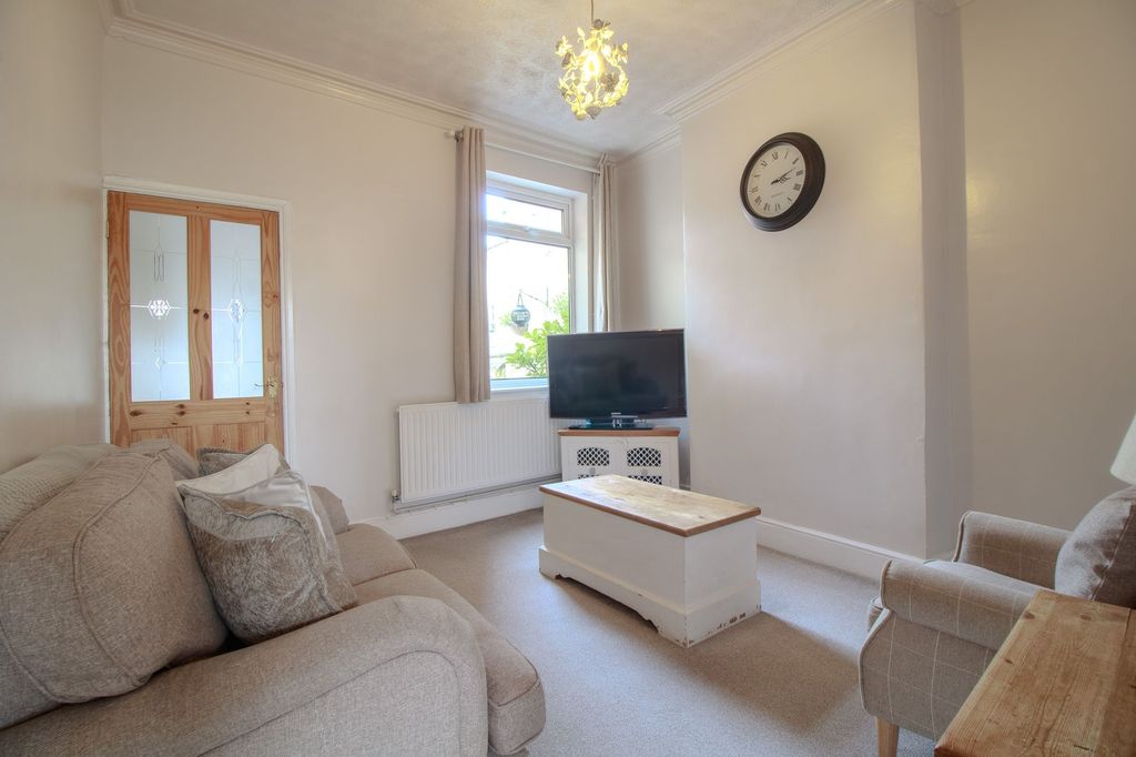 Property photo 3 of 13