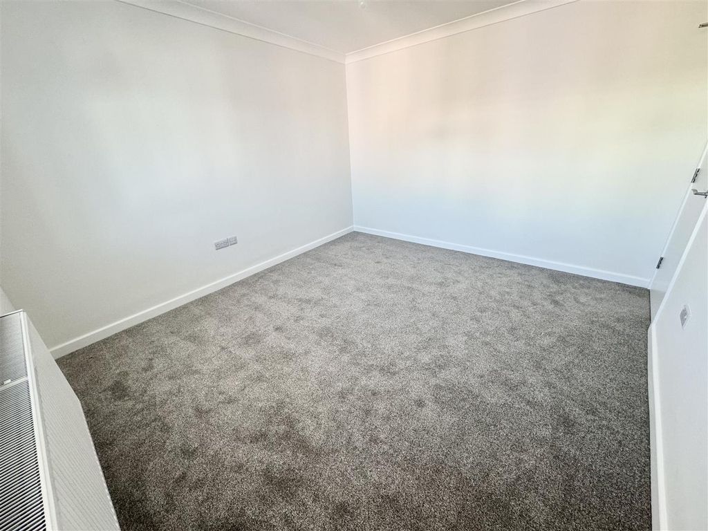 Property photo 3 of 7 Img_6949.Jpg