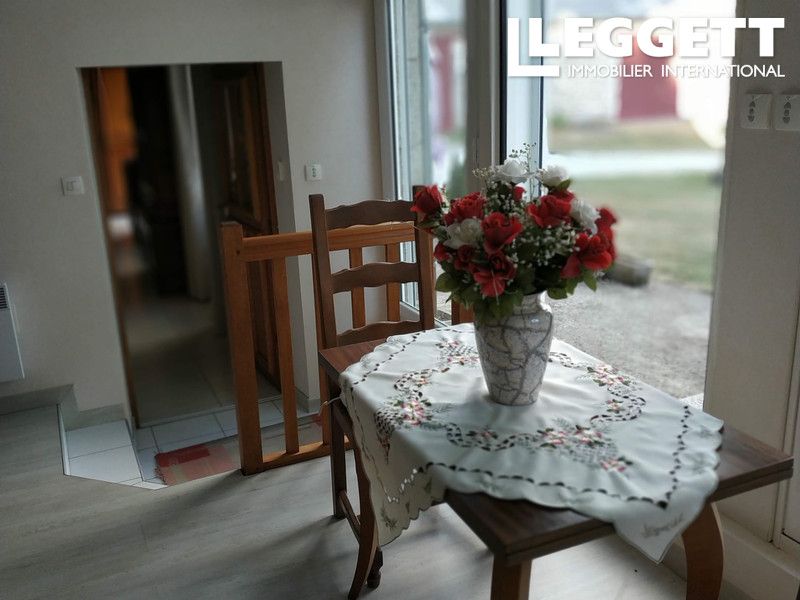 Property photo 3 of 10