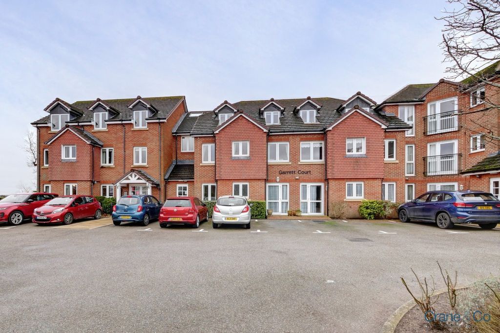 Property photo 1 of 22