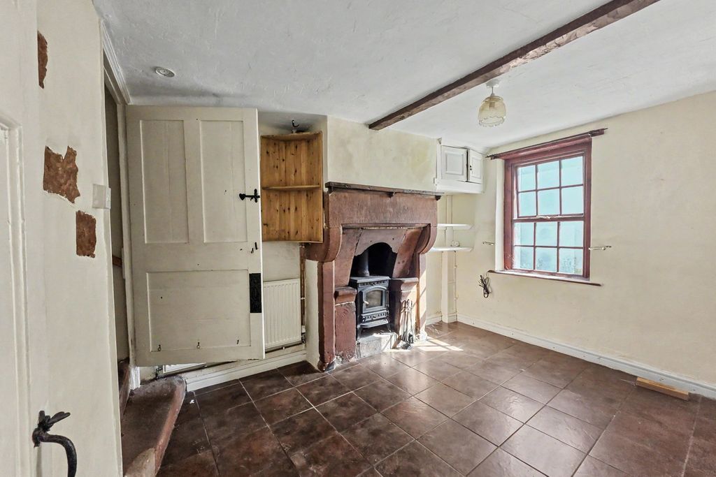 Property photo 2 of 16