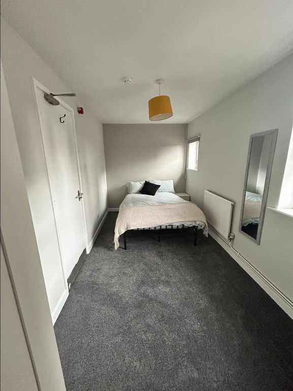 Property photo 1 of 3