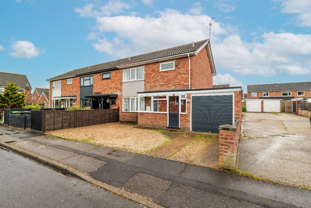 Property photo 1 of 18 5212490