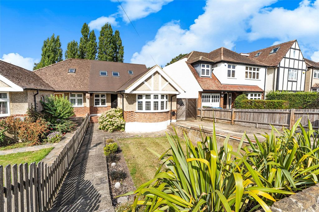 Property photo 1 of 33 Picture No. 11