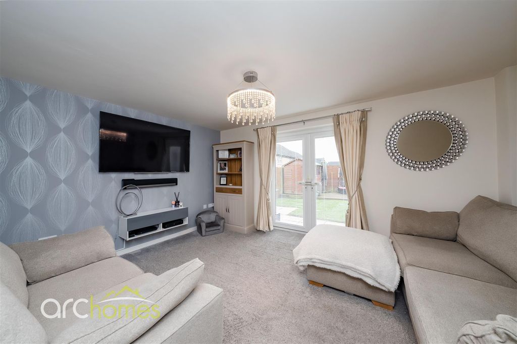 Property photo 2 of 28 Stothert1-9.Jpg