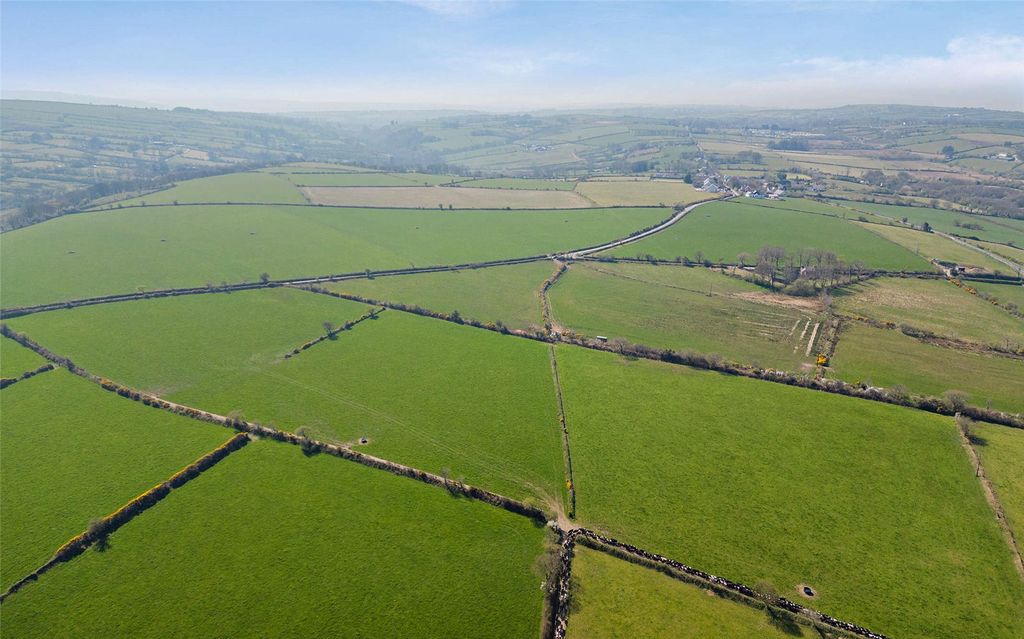 Property photo 3 of 11 Aerial