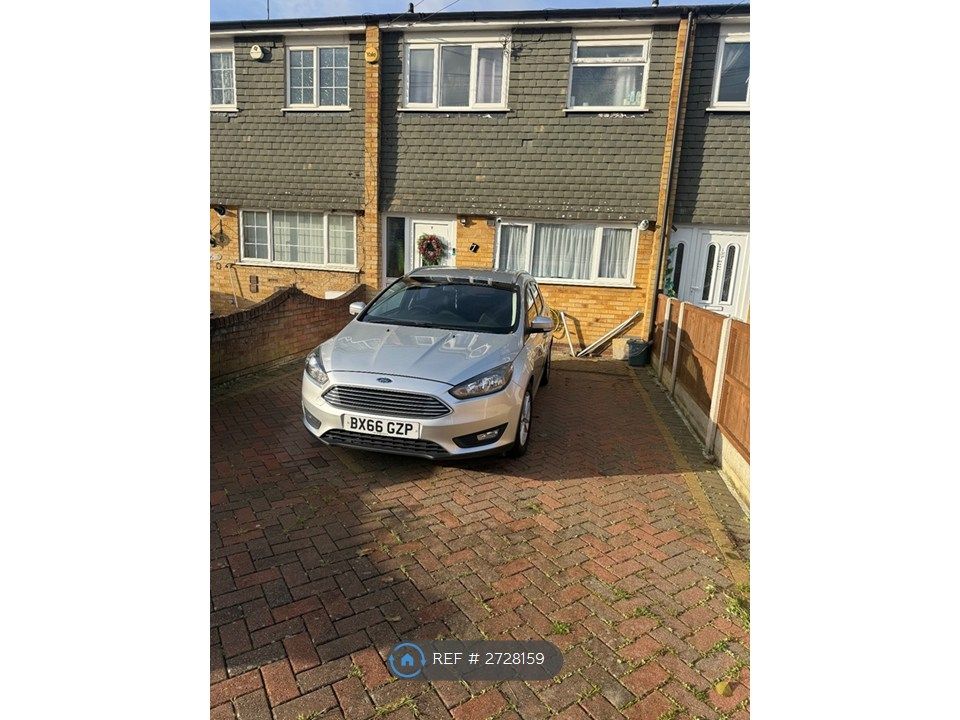 Property photo 2 of 35