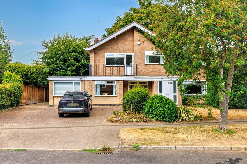 Property photo 1 of 31
