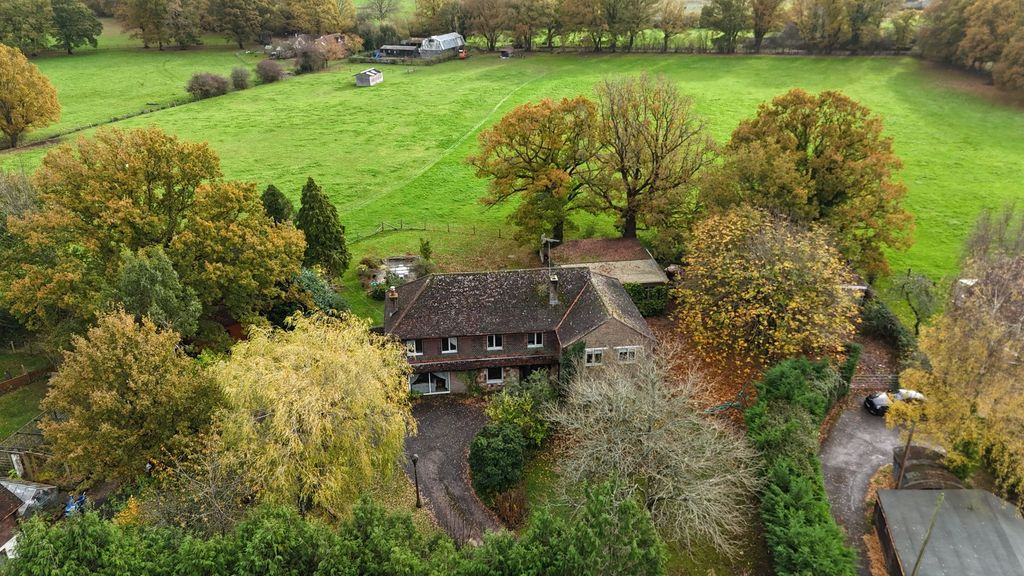 Property photo 1 of 35