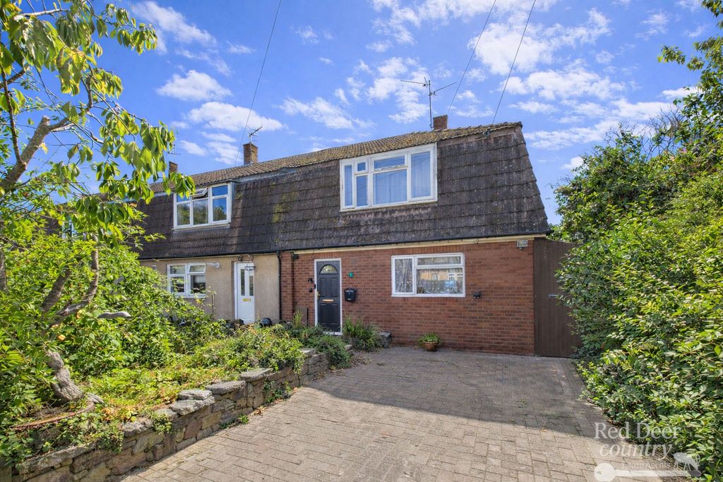 Property photo 1 of 20 Front