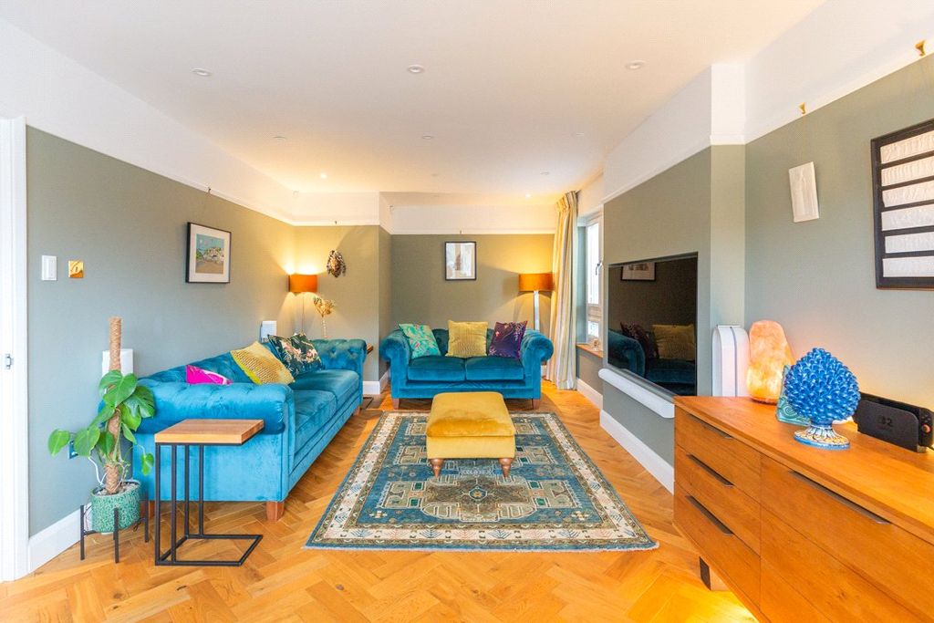 Property photo 3 of 26 Picture 3