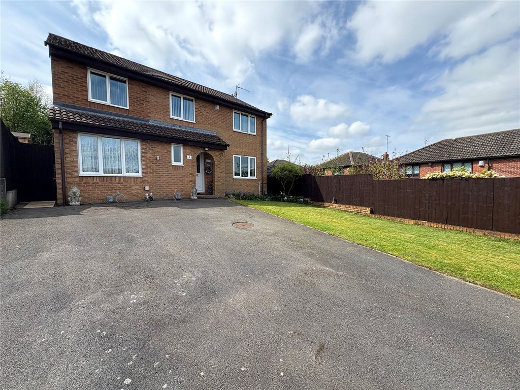 Property photo 1 of 29 Picture No. 10