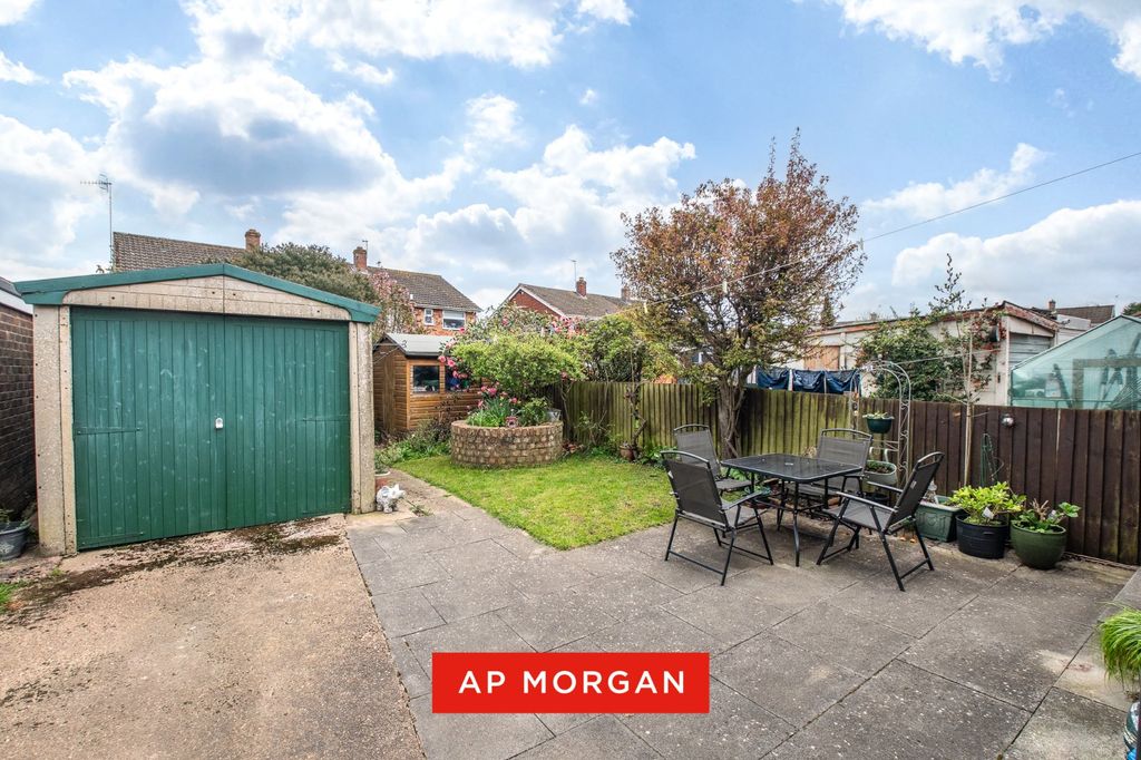 Property photo 2 of 13 Picture No. 12