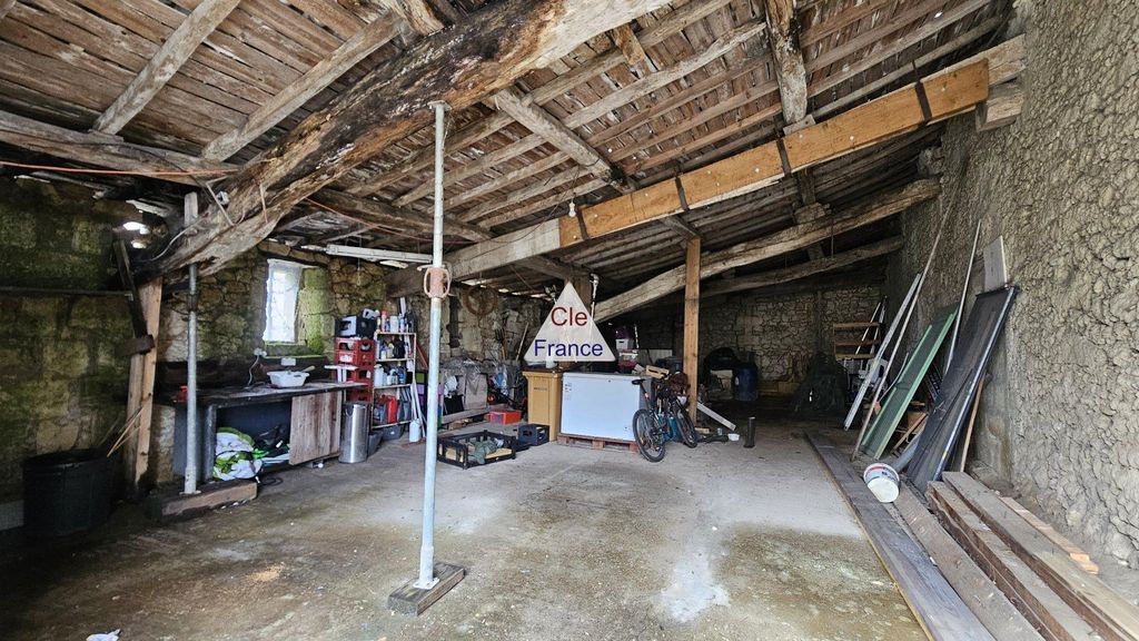Property photo 2 of 3