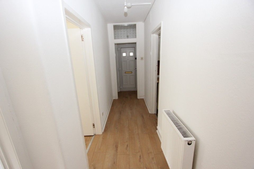 Property photo 2 of 12 Hall