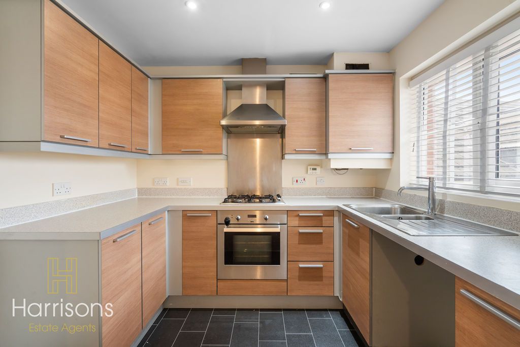 Property photo 2 of 17 Photo 9