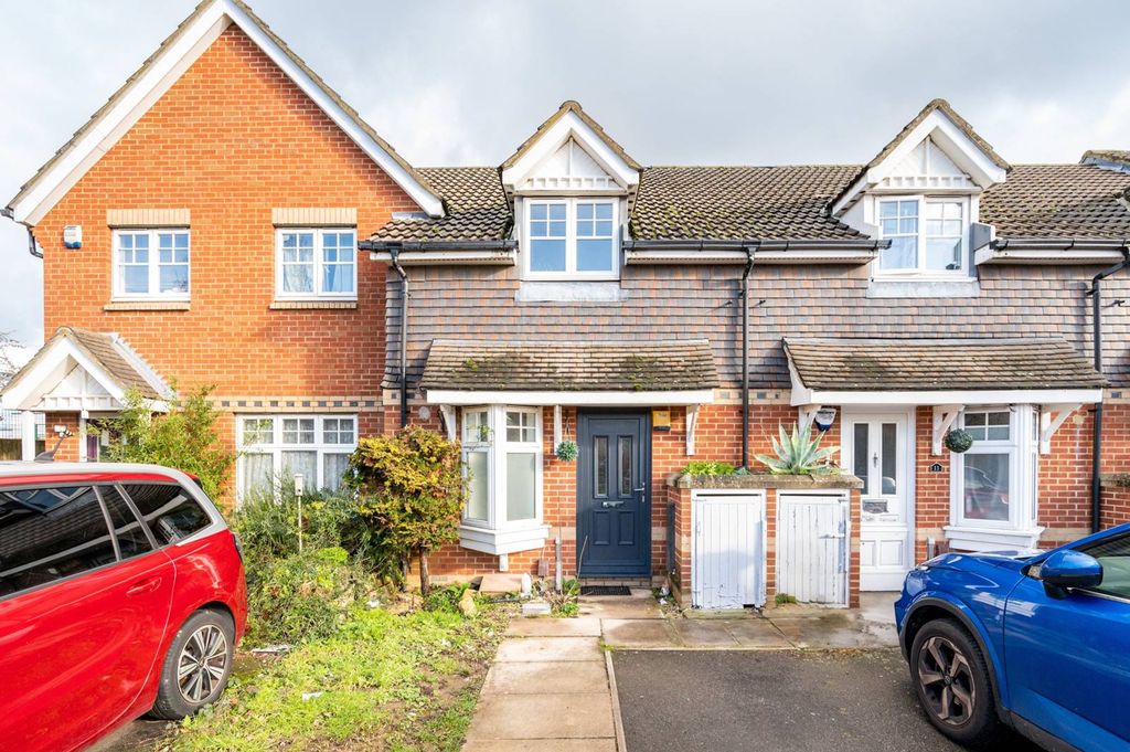 Property photo 1 of 9