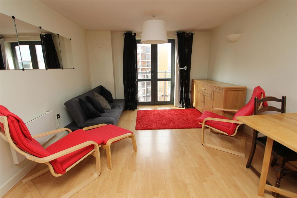 Property photo 1 of 8 Living Room.Jpg