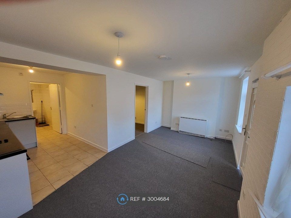 Property photo 2 of 7 Lounge