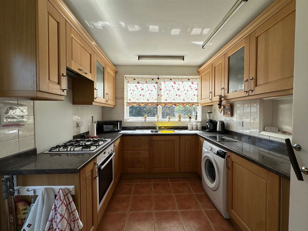 Property photo 3 of 19