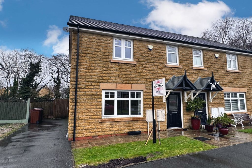 Property photo 1 of 11 (Main)