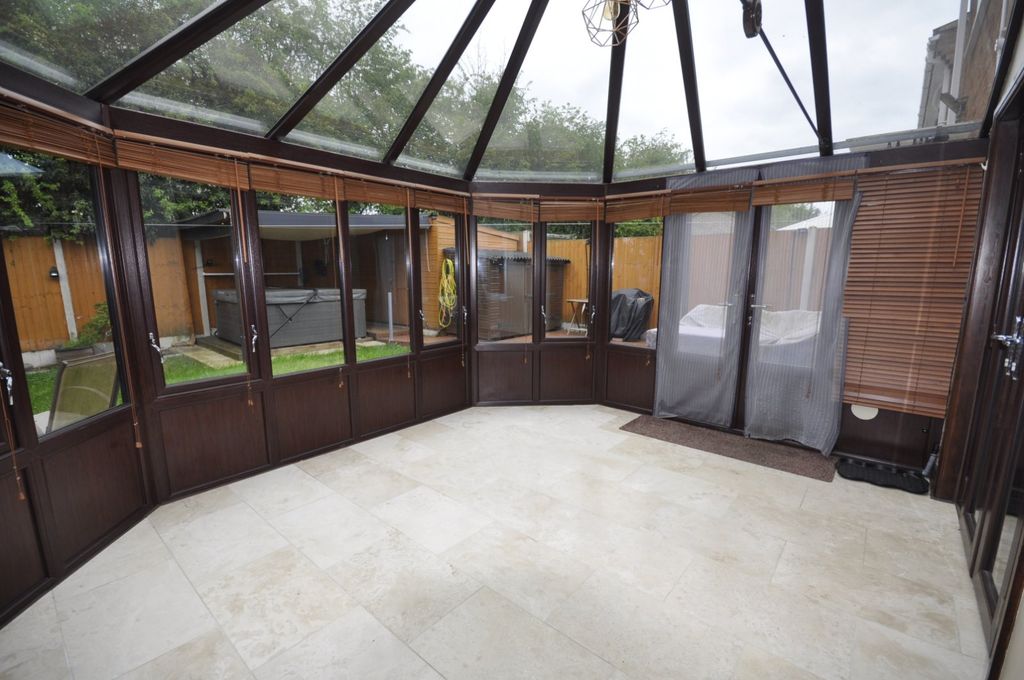Property photo 2 of 13 Picture No. 09