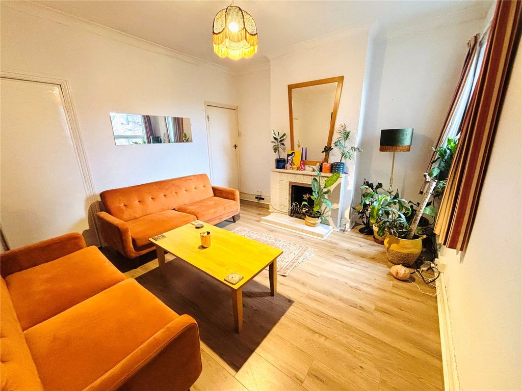 Property photo 2 of 11 Picture No. 07