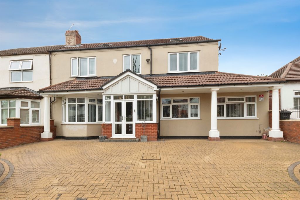 Property photo 1 of 22