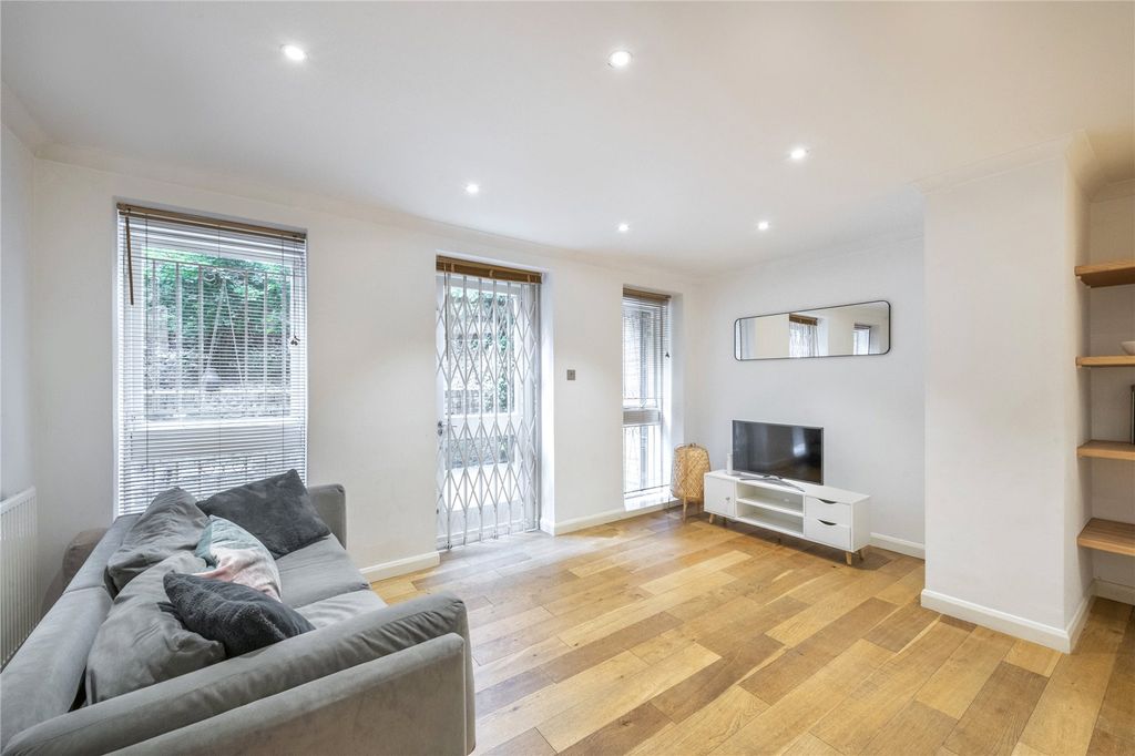 Property photo 2 of 15