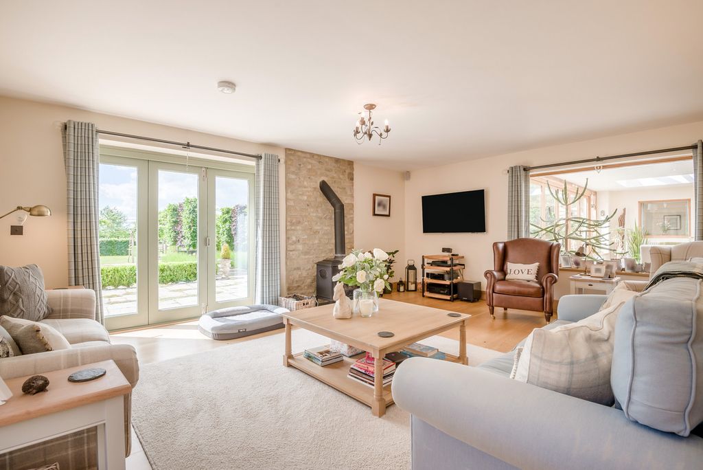Additional image 11 of 5 bed detached house for saleOld Sodbury, Bristol BS37