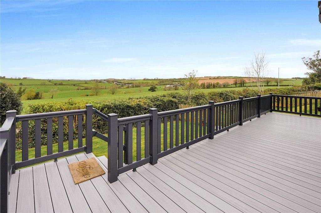 Property photo 2 of 13 Picture No. 02